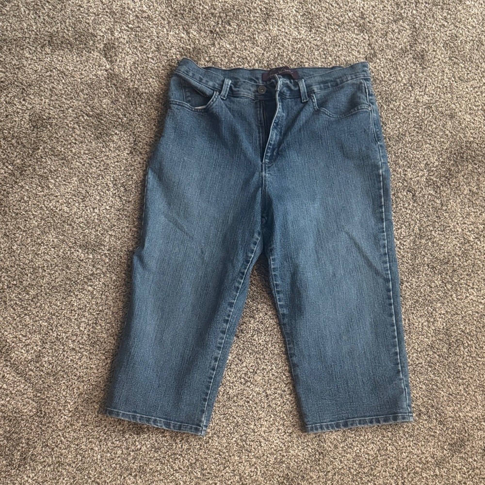 Gloria Vanderbilt Amanda capri Jeans